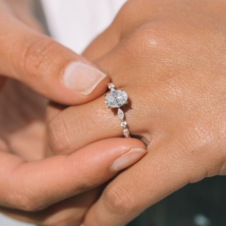 Which Engagement Ring Are You According to Your Horoscope?
